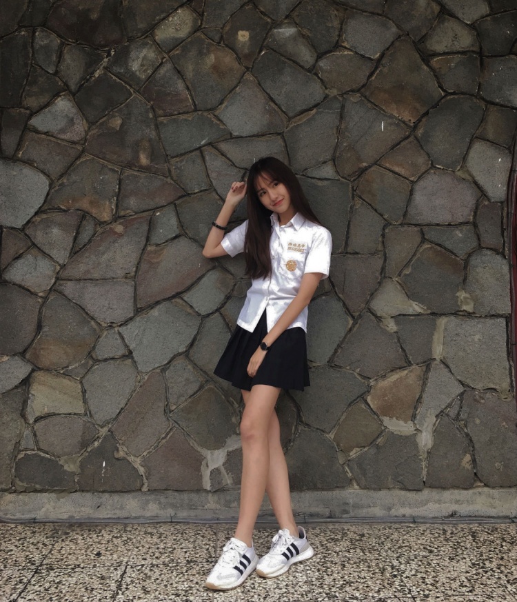 035606zswfgpptae9iiitg.jpg